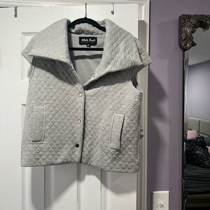 White Birch Women's Light Gray Quilted Vest